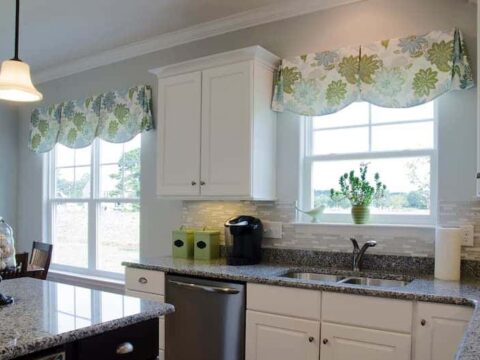 Completed window replacement project, photo 9